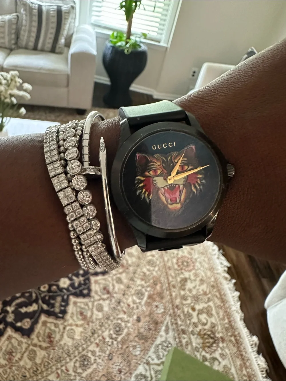 Gucci Black Men's Watch with Multicolor Cat Dial